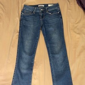 Women’s GUESS jeans